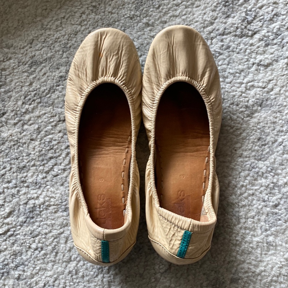 Tieks Flats - Biscotti Patent, Size 8